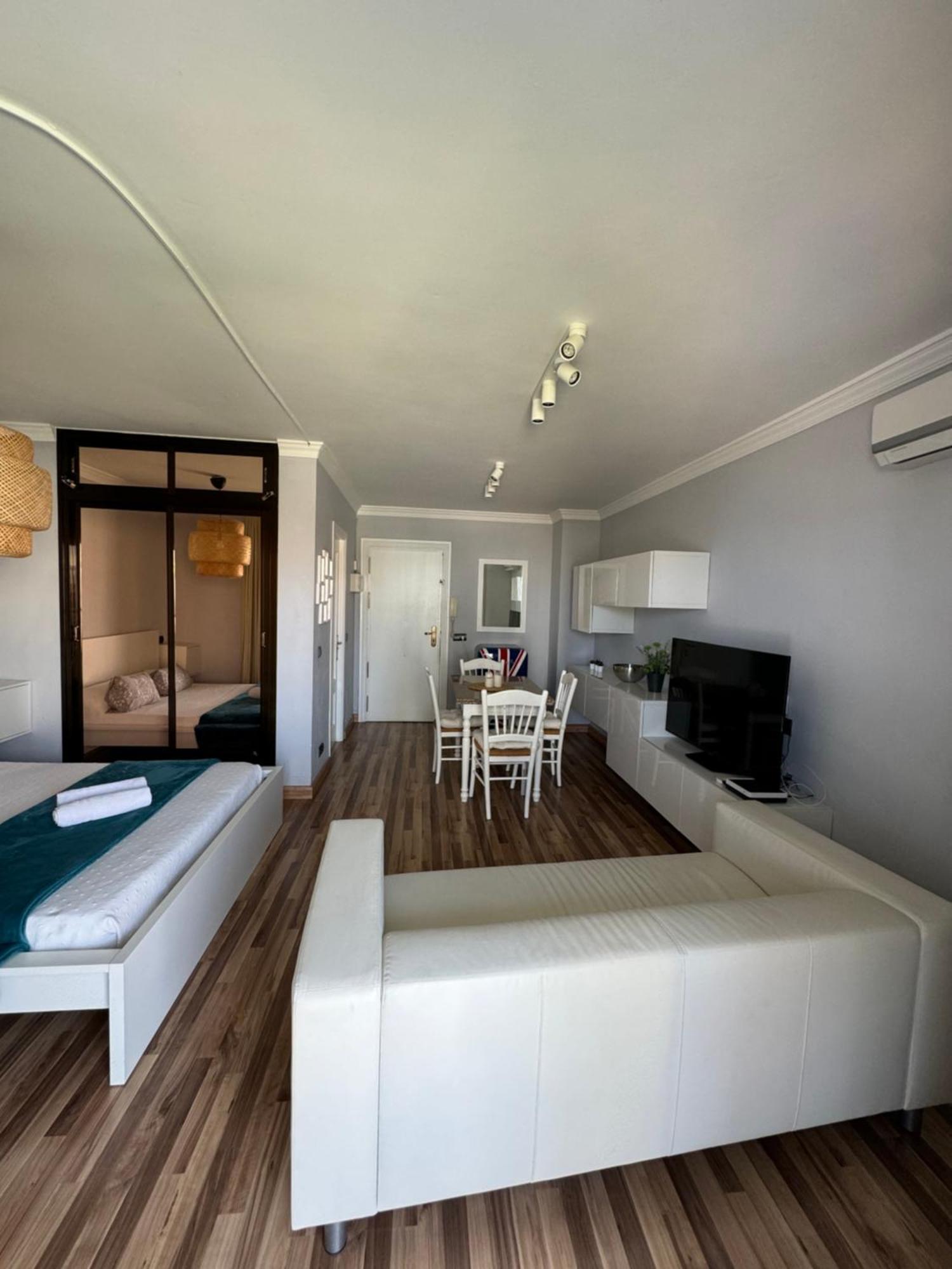 Estudio A Pie De Playa En Apartment *